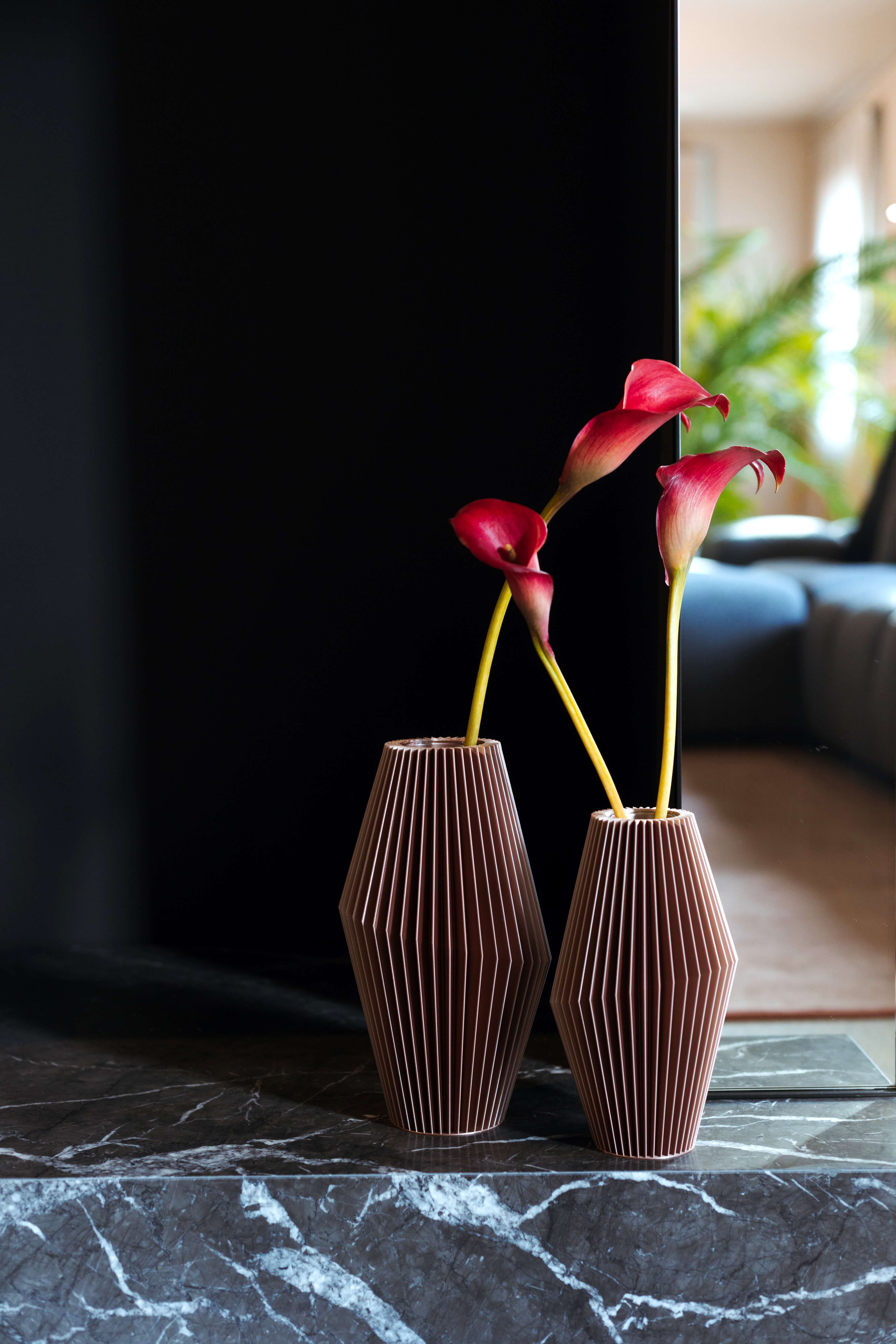 Vaso Zaira · rosa cipria · in coppia · design geometrico 3D · Made in Italy · Yliaca
