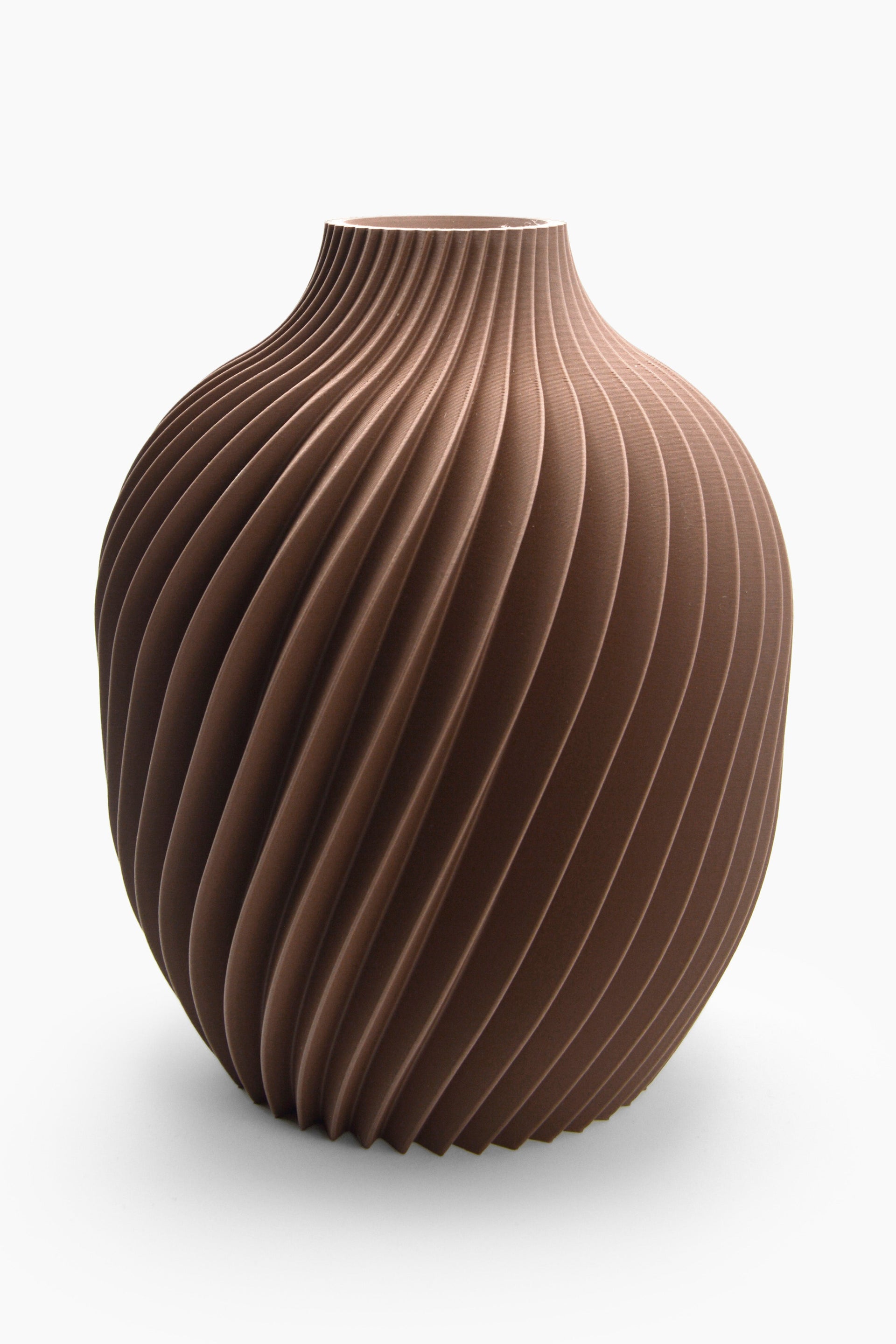 Vaso Kivan · marrone cioccolato · design 3D · Made in Italy · Yliaca