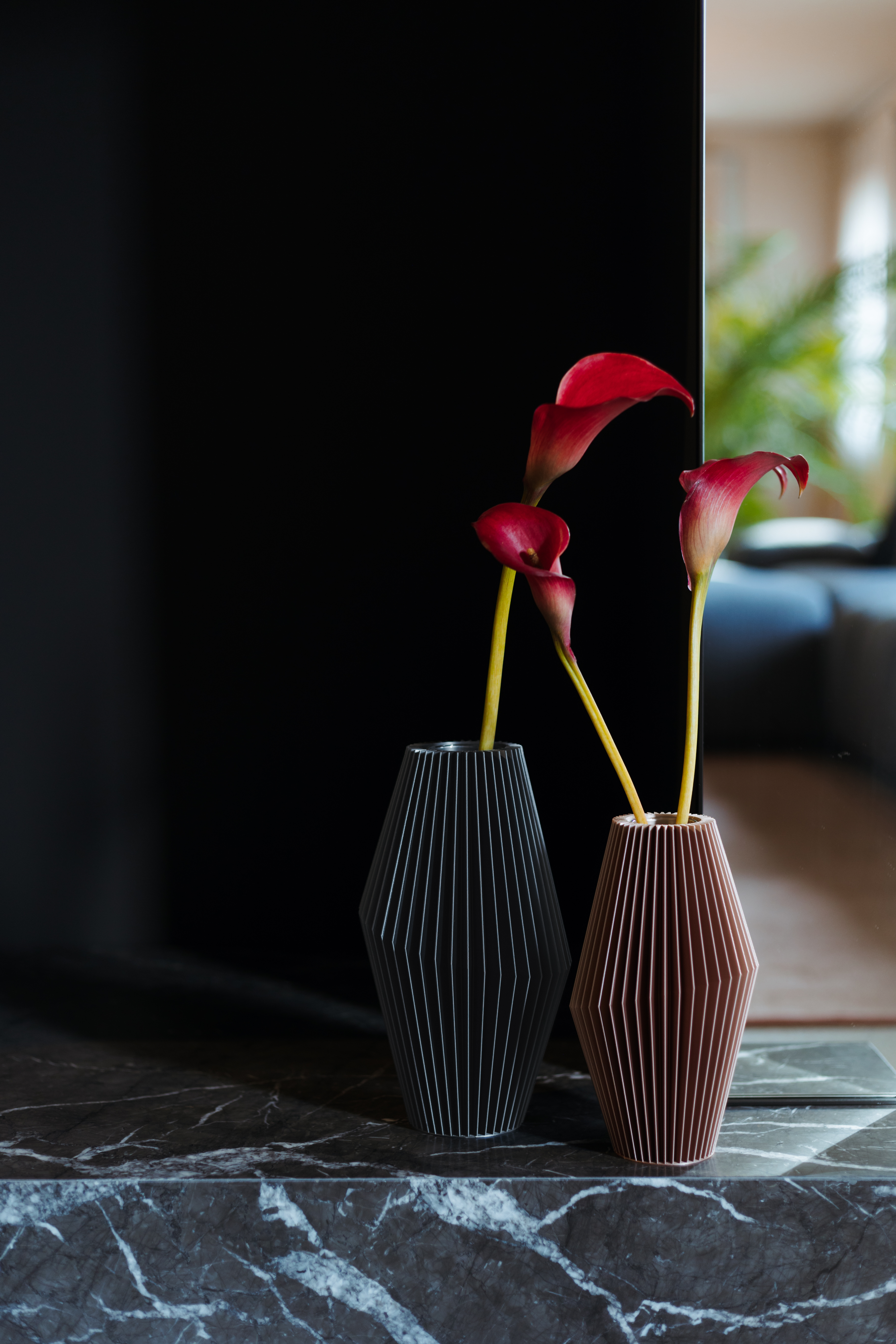 Vaso Zaira · rosa cipria · in coppia · design geometrico 3D · Made in Italy · Yliaca